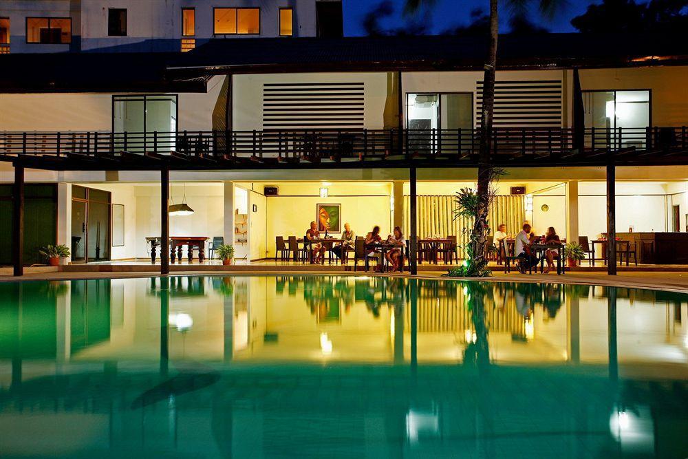 Bamboo Beach Hotel & Spa Patong Exterior photo