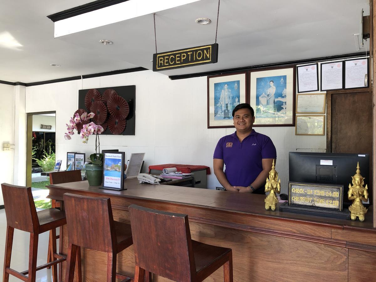 Bamboo Beach Hotel & Spa Patong Exterior photo