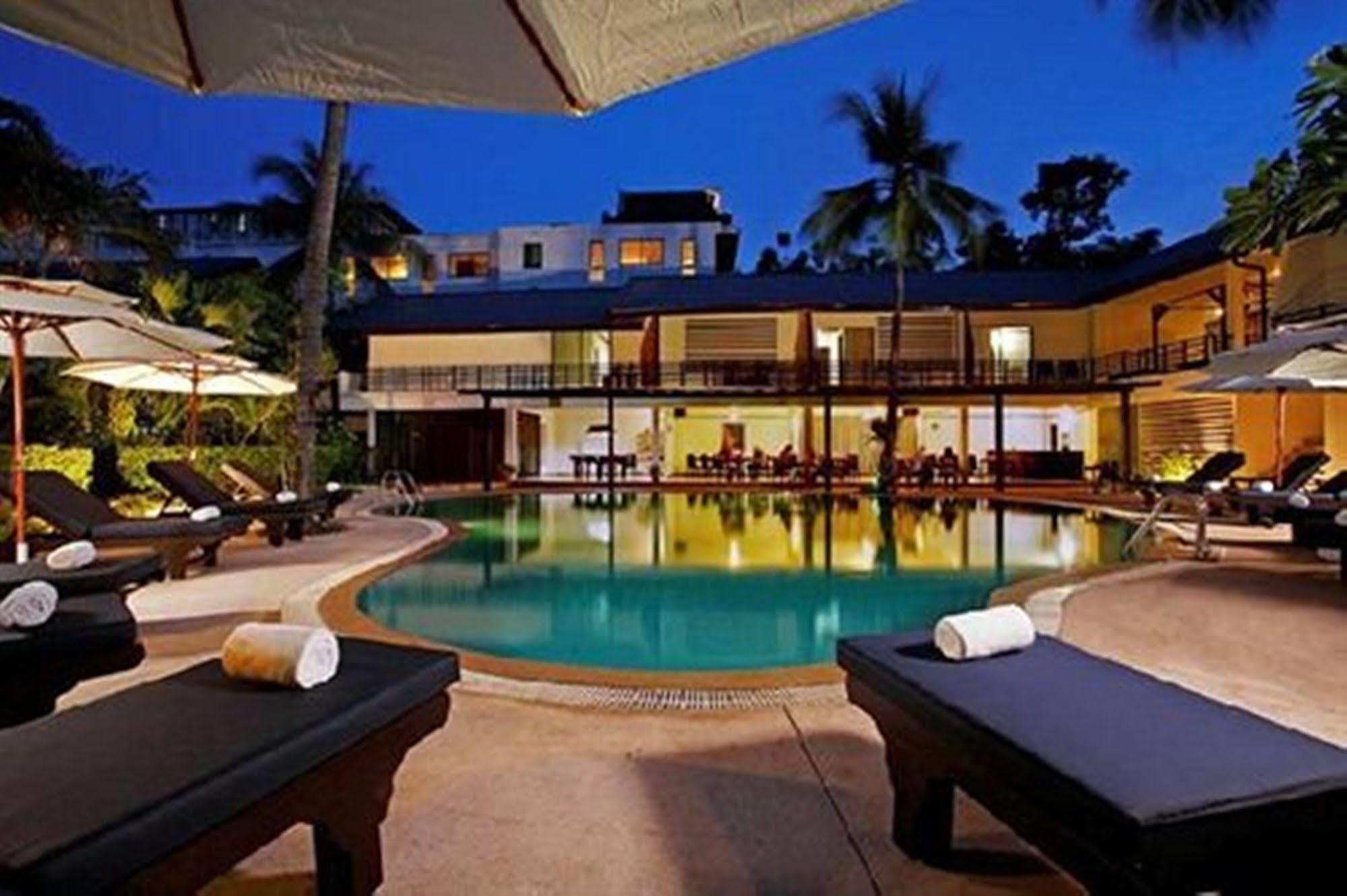 Bamboo Beach Hotel & Spa Patong Exterior photo